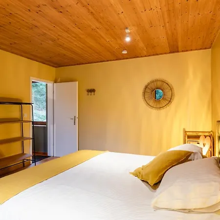 Holiday home Le Refuge De Frahinfaz