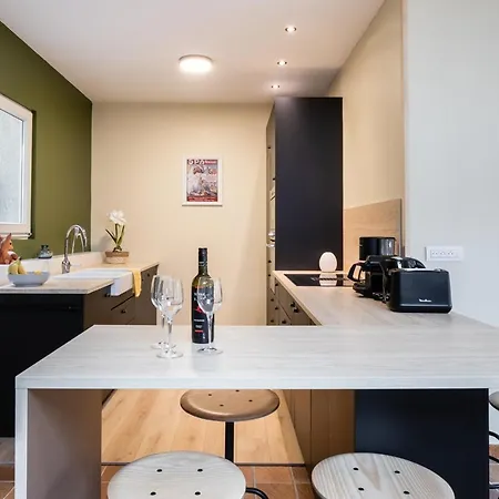 Holiday home Le Refuge De Frahinfaz